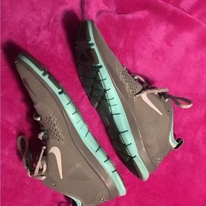 Nike Womens Free 5.0 Running Shoes